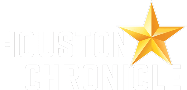 A vibrant March 4 Democracy rally with protesters advocating for congressional action on Iran war.